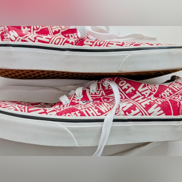 VANS "Off The Wall" Graphic Red and White Skateboard Sneakers For Kids - Picture 4 of 10